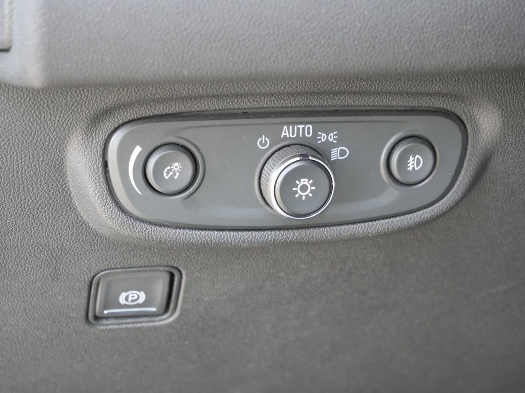 Used 2024 GMC Terrain SLT AWD/4WD image 38