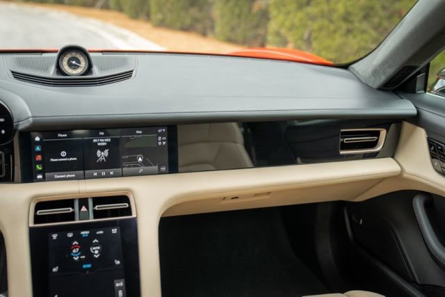 Used 2020 Porsche Taycan Turbo image 27