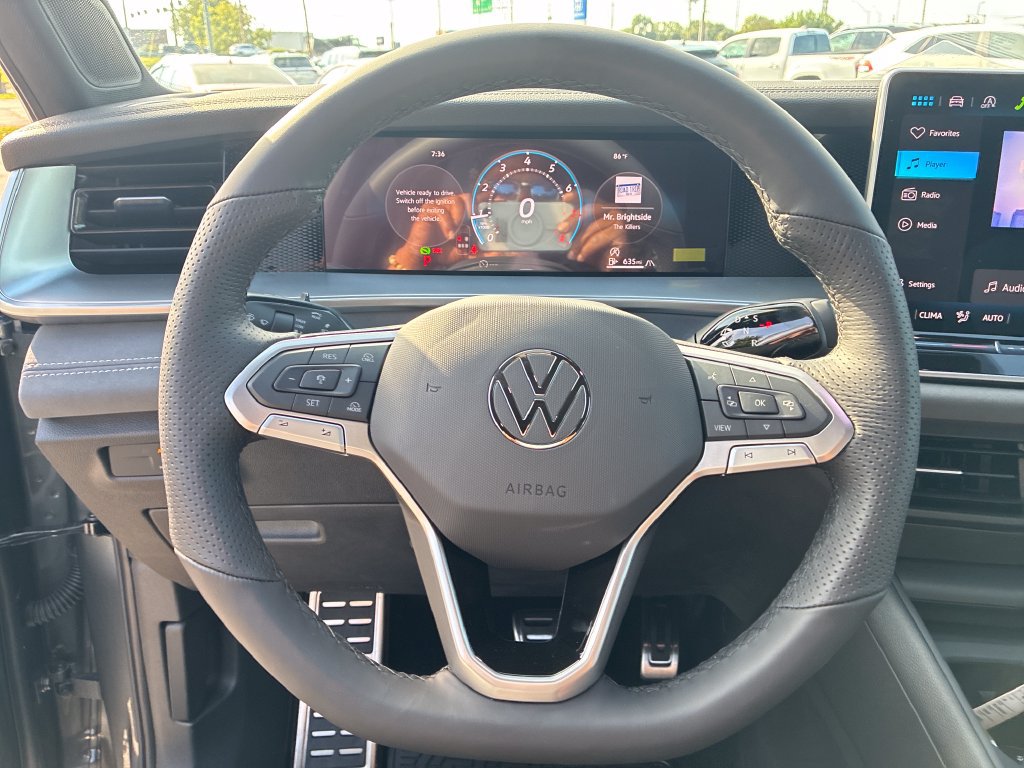New 2026 Volkswagen Tiguan SE R-Line AWD/4WD image 12