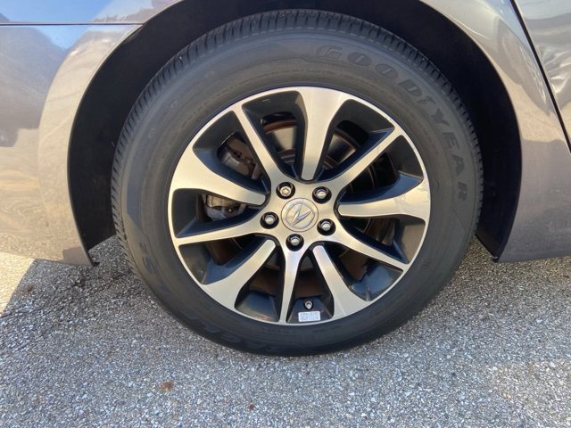 Used 2017 Acura TLX w/ Technology Package image 8