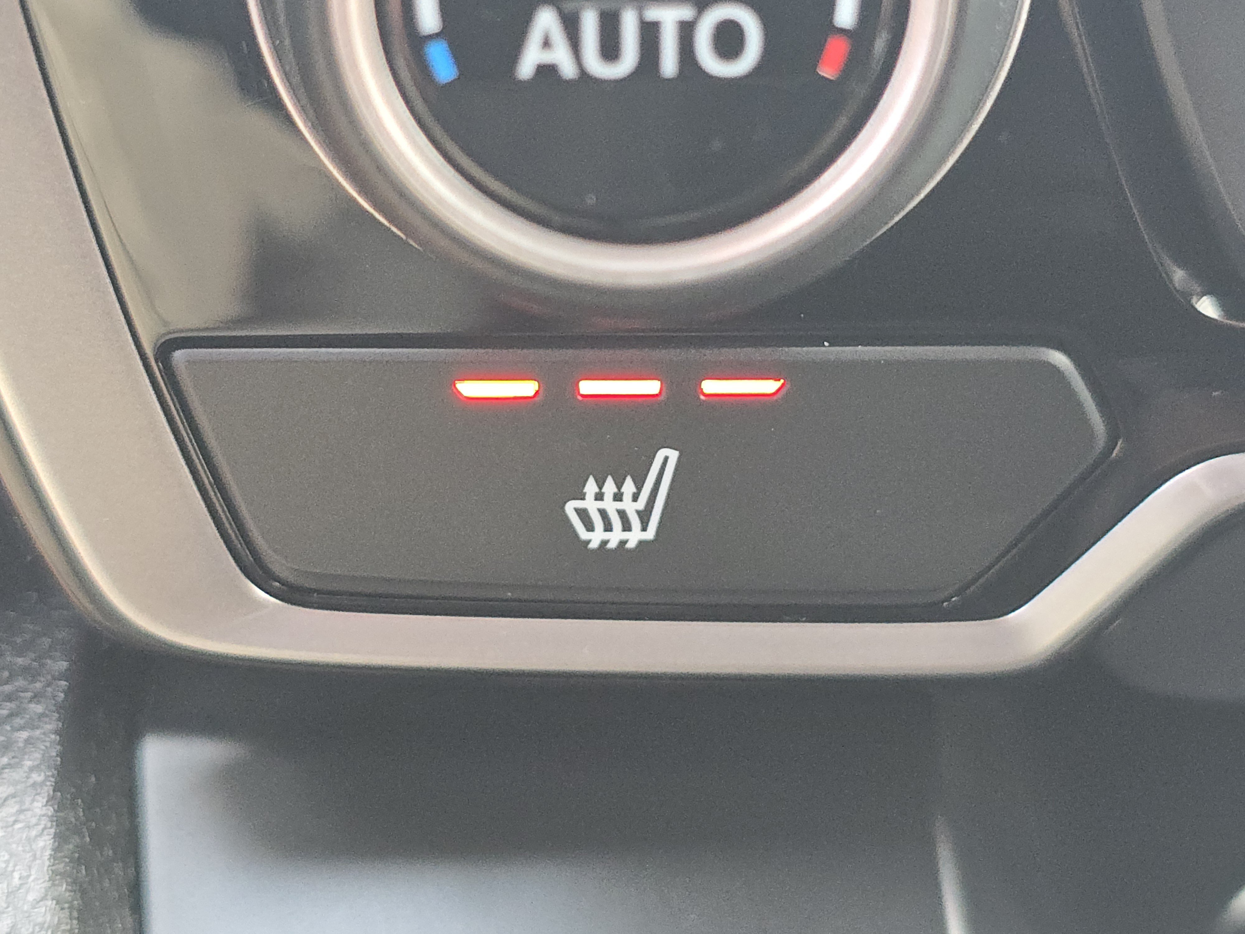 Used 2020 Honda CR-V Touring image 11
