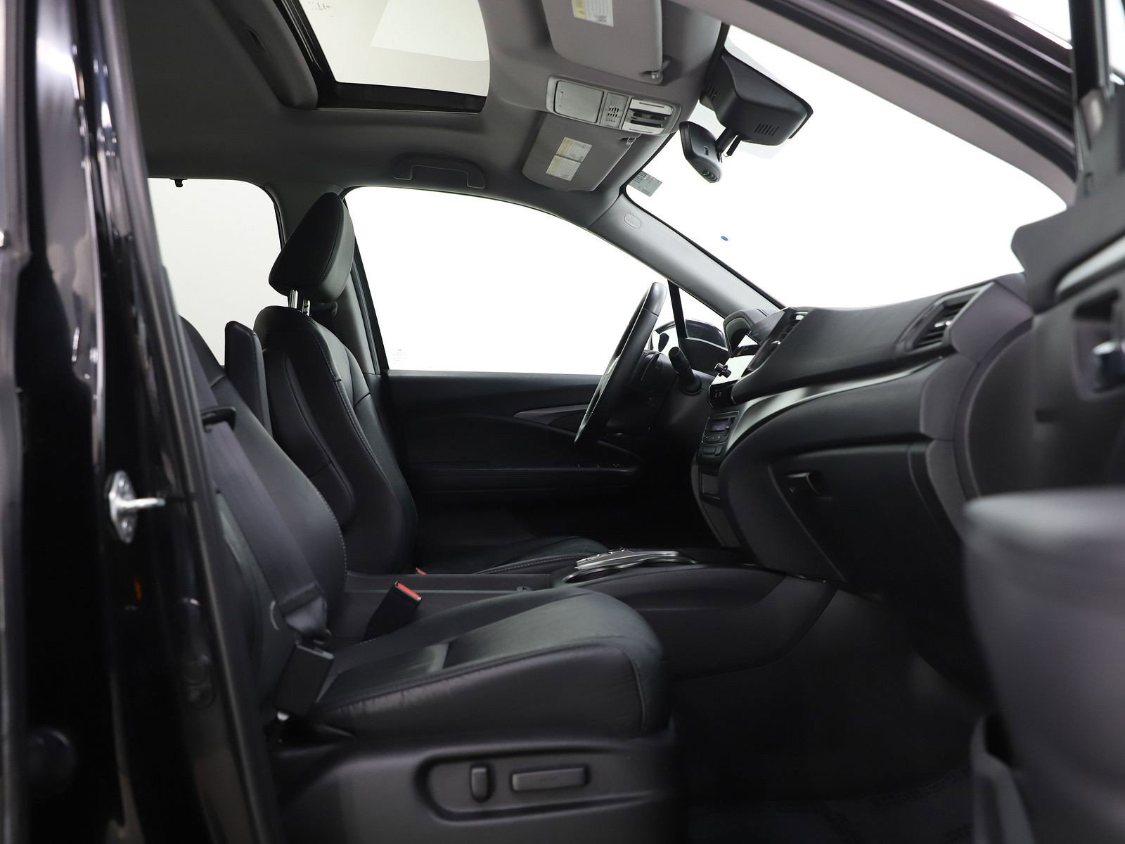 Used 2021 Honda Pilot Special Edition image 11