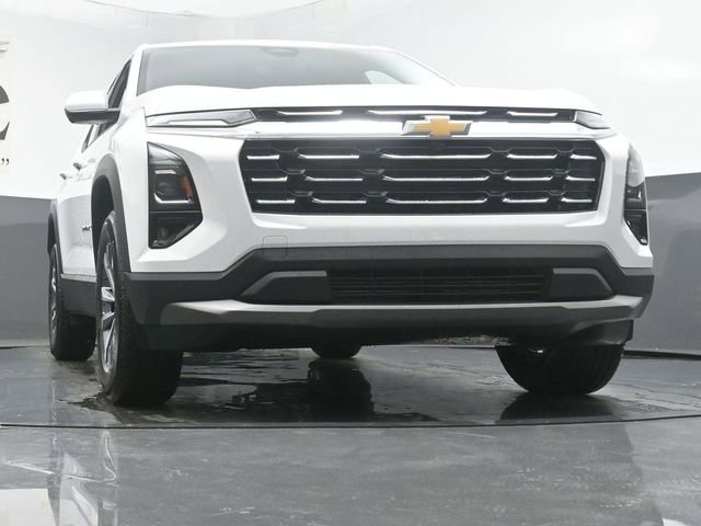 New 2026 Chevrolet Equinox LT w/ Safety and Technology Package image 3