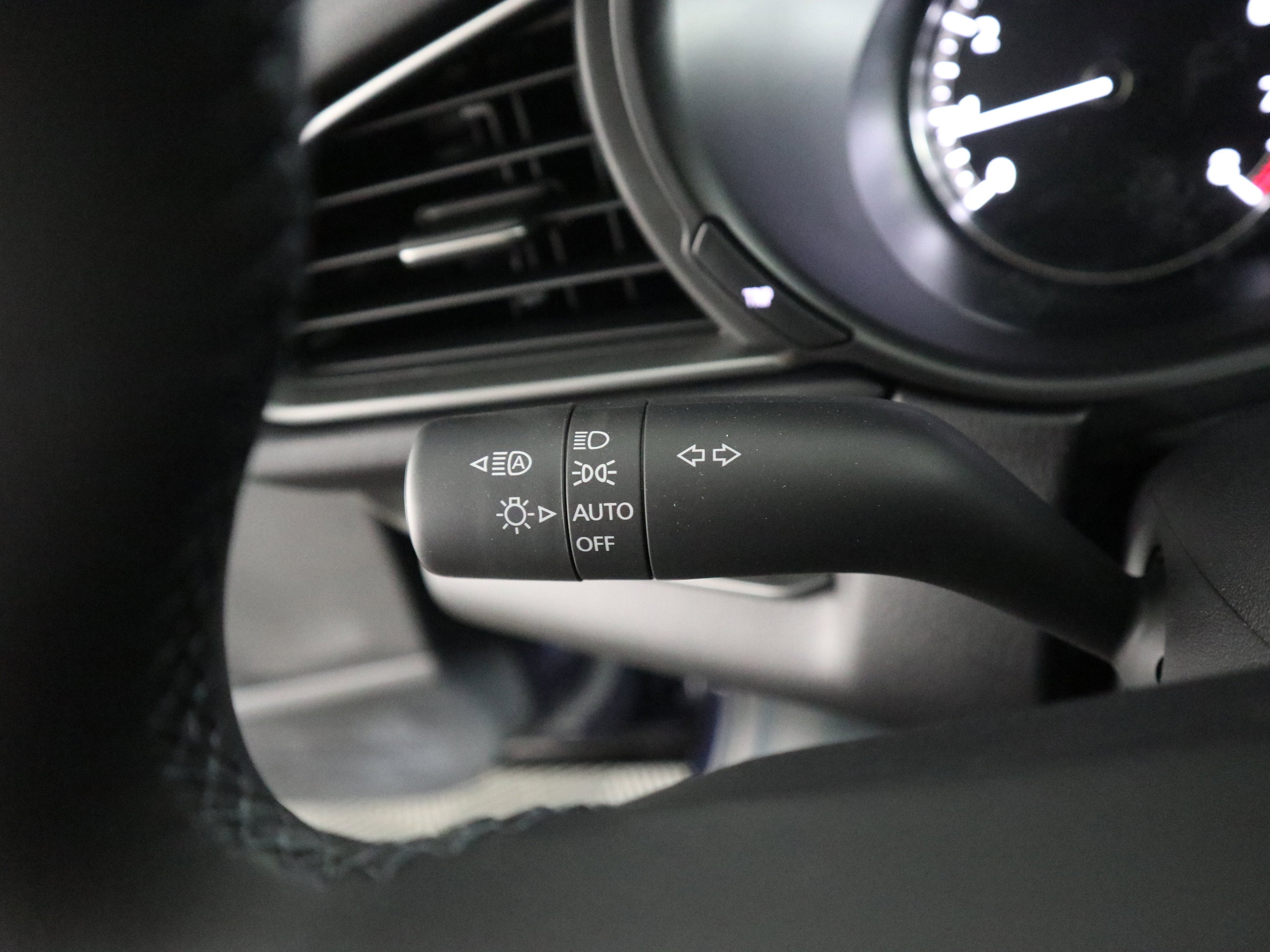 New 2026 MAZDA CX-30 AWD 2.5 S w/ Premium Package image 23
