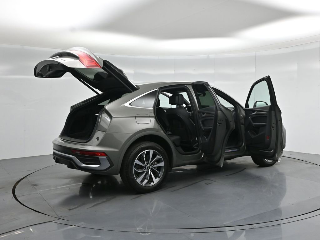 Used 2023 Audi Q5 2.0T Premium w/ Convenience Package image 6