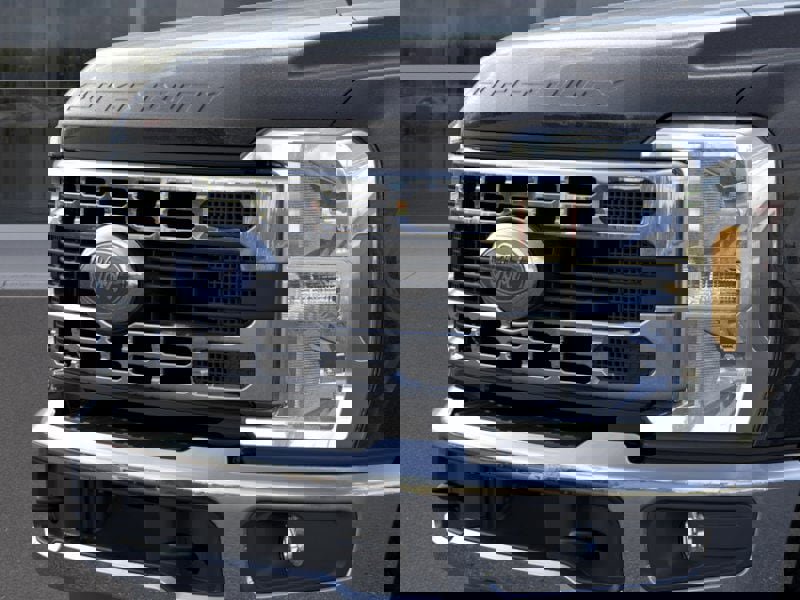 New 2025 Ford F250 XLT w/ Snow Plow Prep Package AWD/4WD image 17