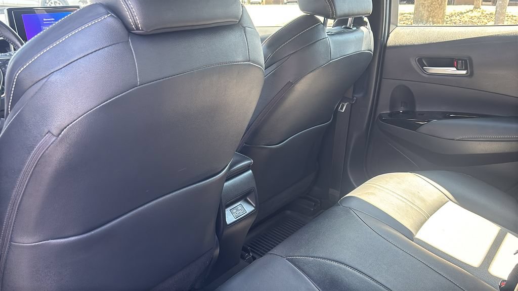 Used 2025 Toyota Corolla XSE FWD image 30