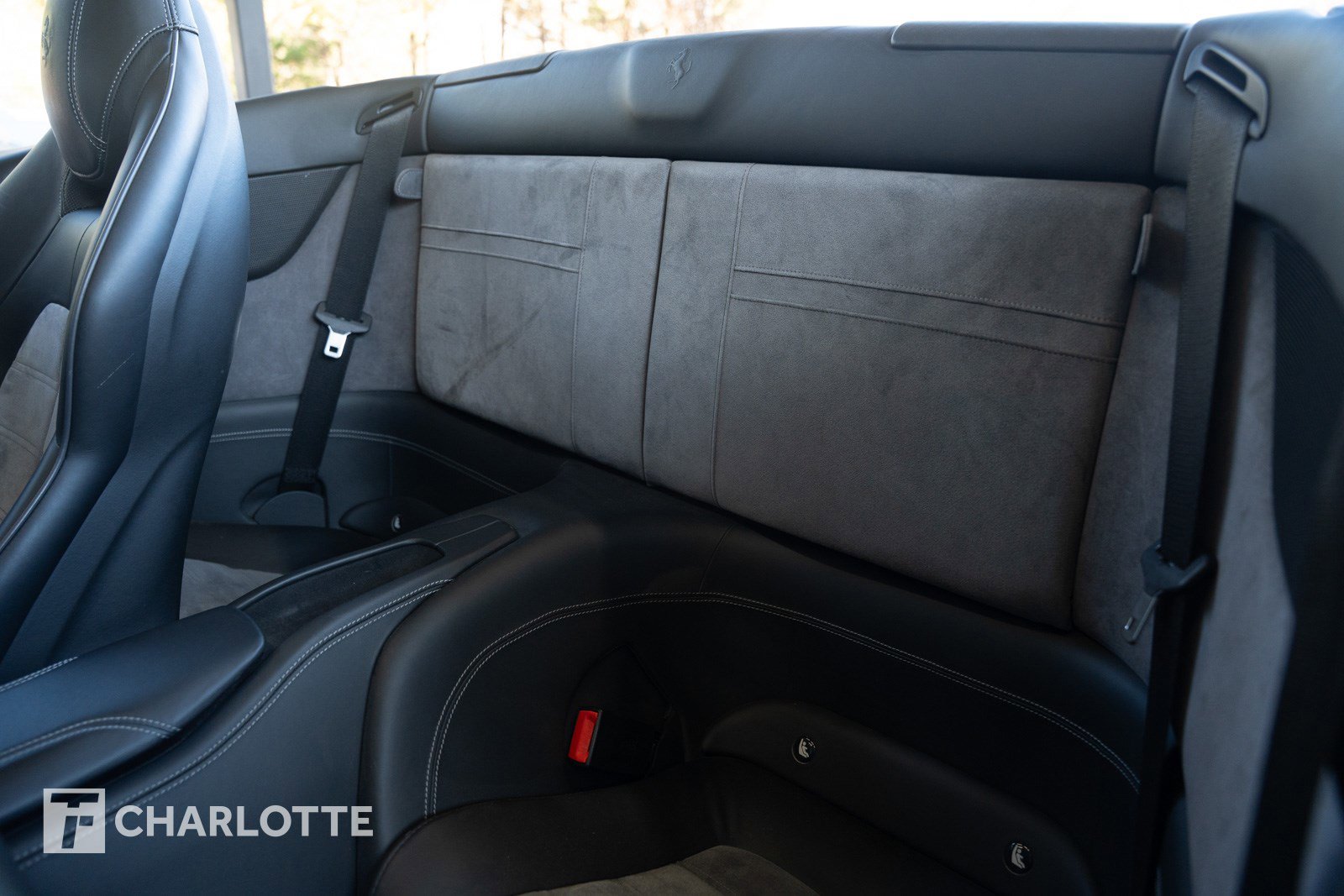 Used 2016 Ferrari California T image 21