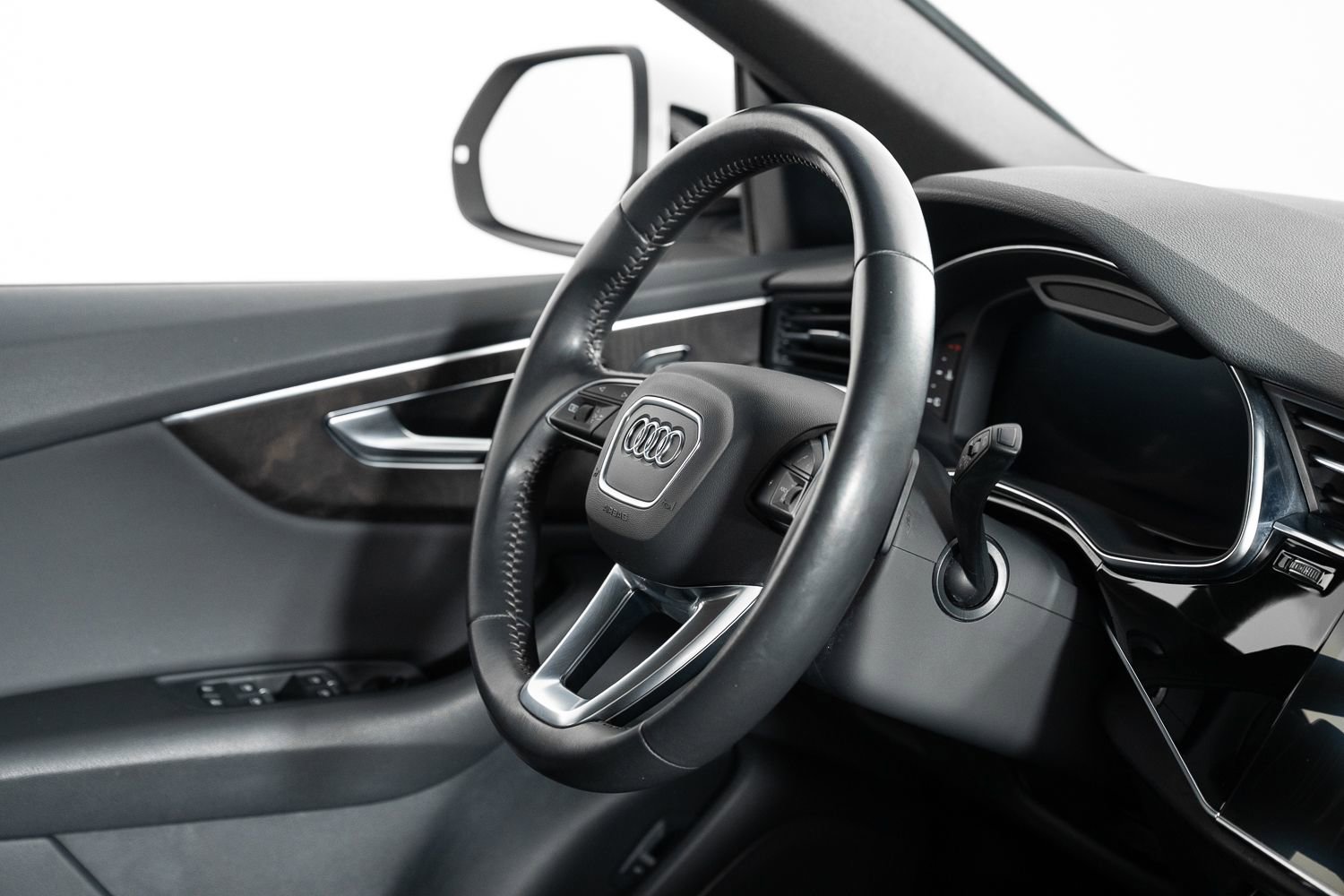 Used 2019 Audi Q8 Premium w/ Convenience Package image 25