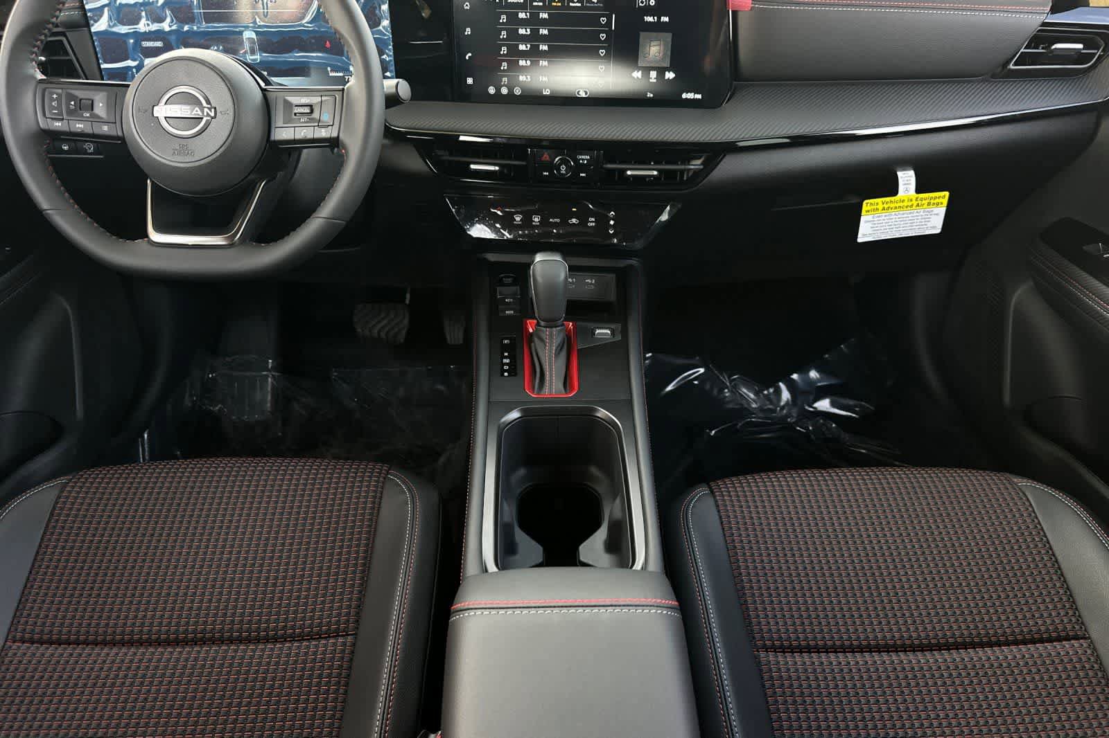 New 2026 Nissan Kicks SR image 4