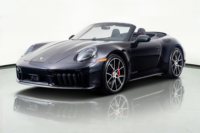 Used 2025 Porsche 911 Carrera 4 GTS image 14