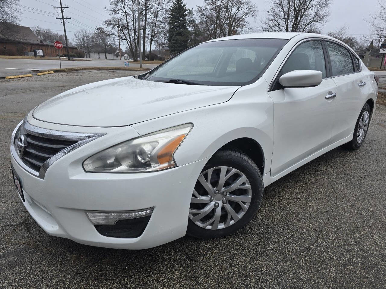 Used 2015 Nissan Altima 2.5 S w/ Power Driver Seat Package FWD image 1
