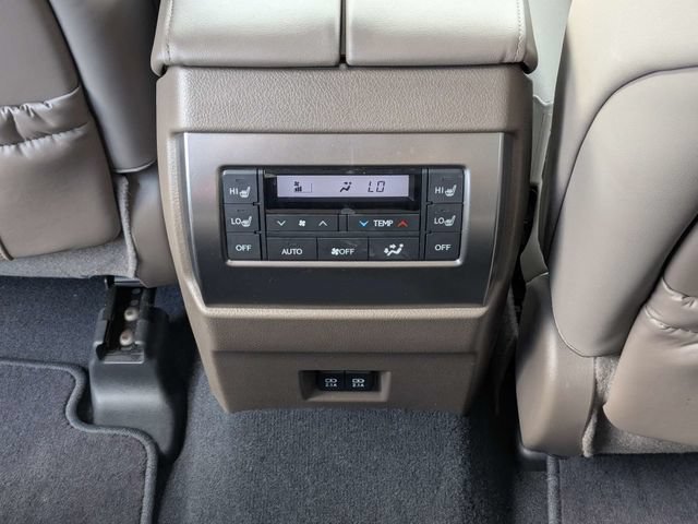 Used 2022 Lexus GX 460 Premium w/ Premium Package AWD/4WD image 14