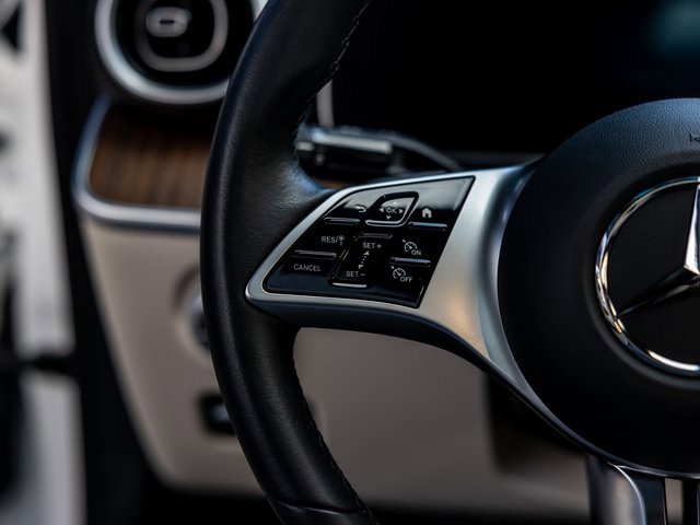 Used 2025 Mercedes-Benz C 300 C 300 image 40