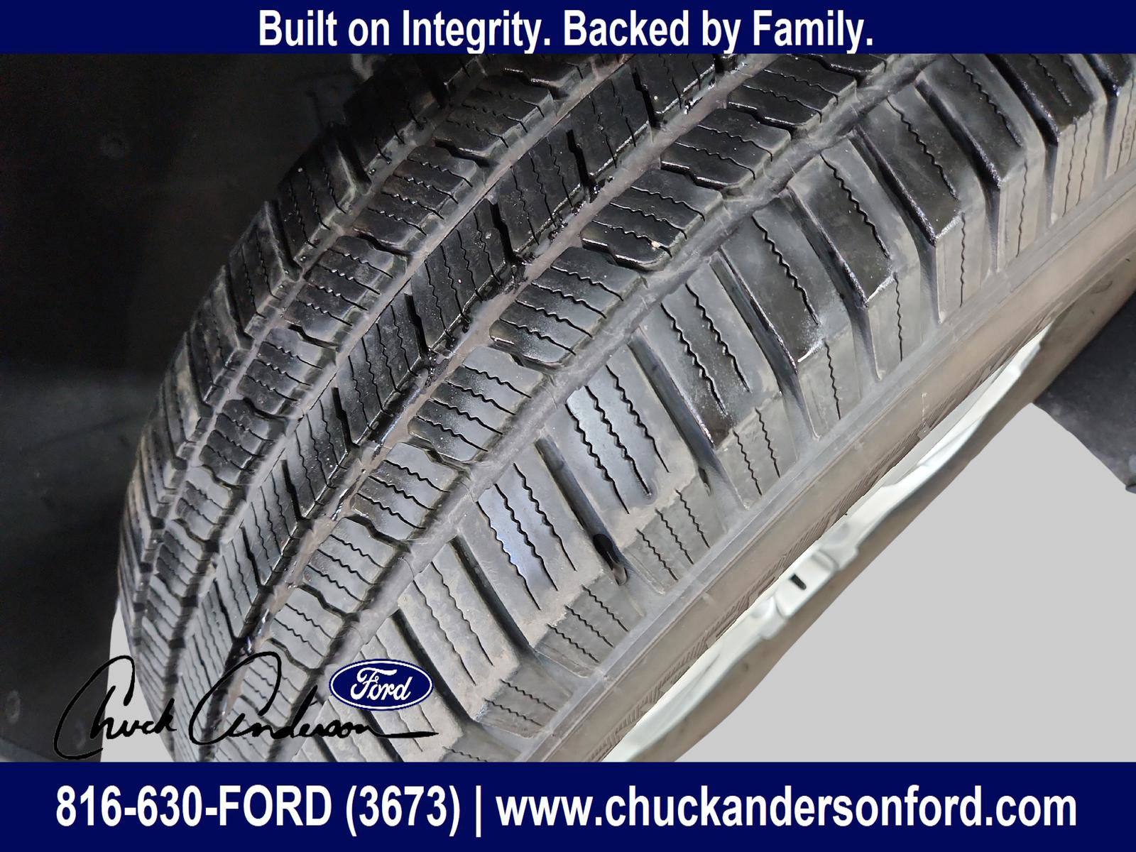 Used 2023 Chevrolet Traverse LS image 30