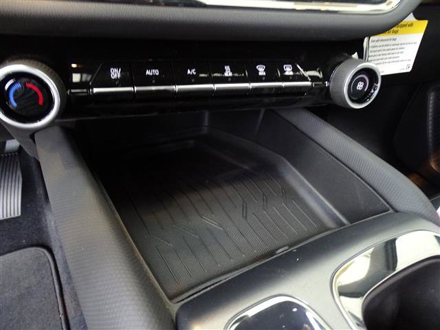 Used 2024 Chevrolet Equinox EV RS image 13