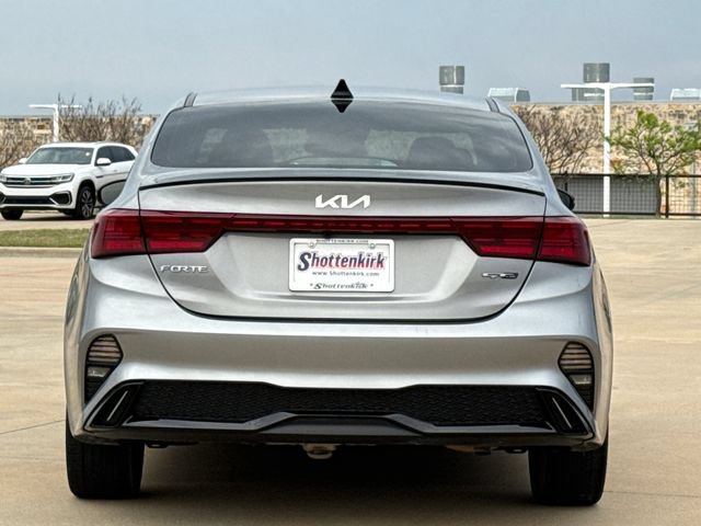 Used 2024 Kia Forte GT-Line w/ GT-Line Premium Package FWD image 7