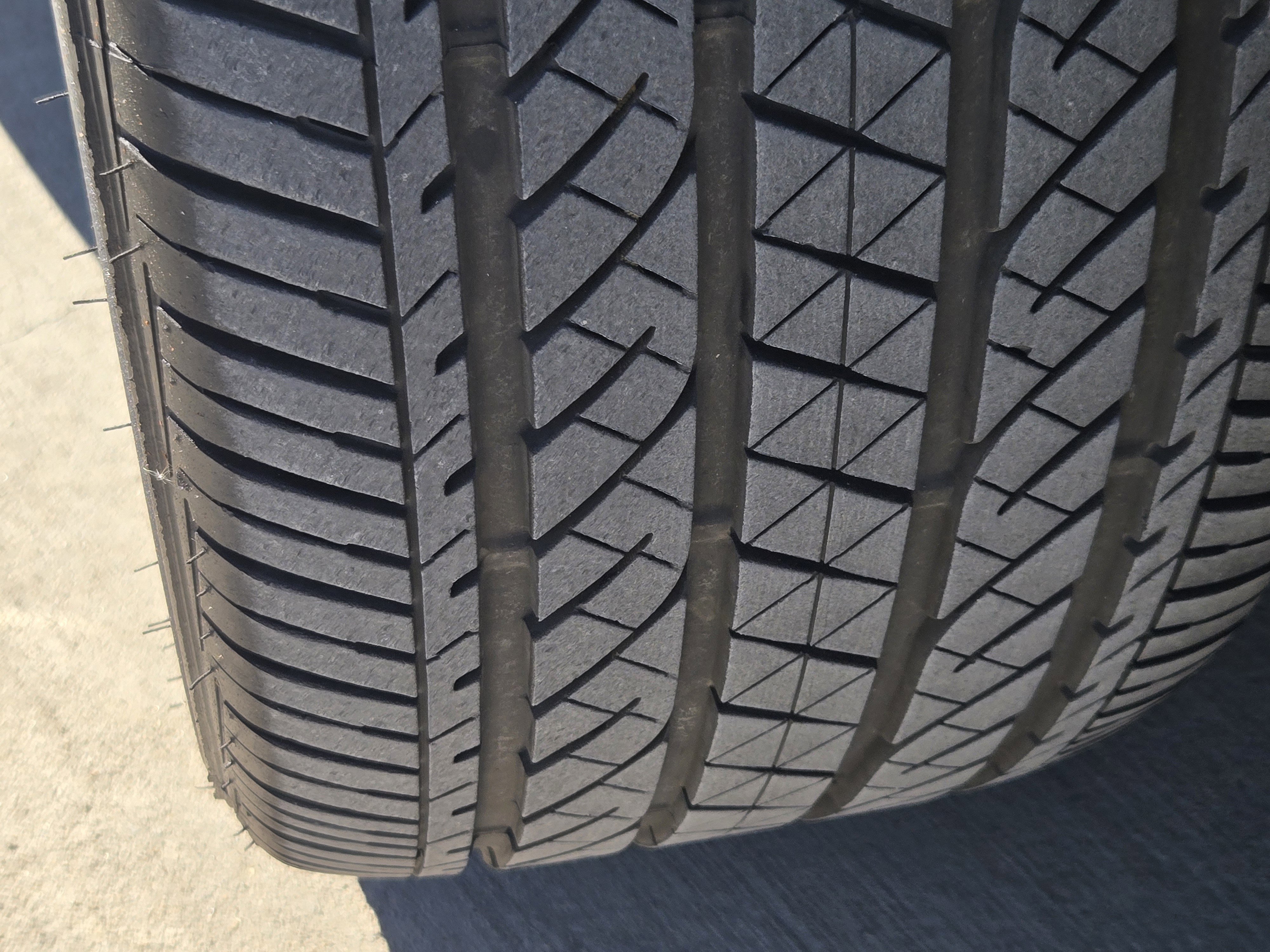 Certified 2025 Acura TLX w/ Technology Package image 9