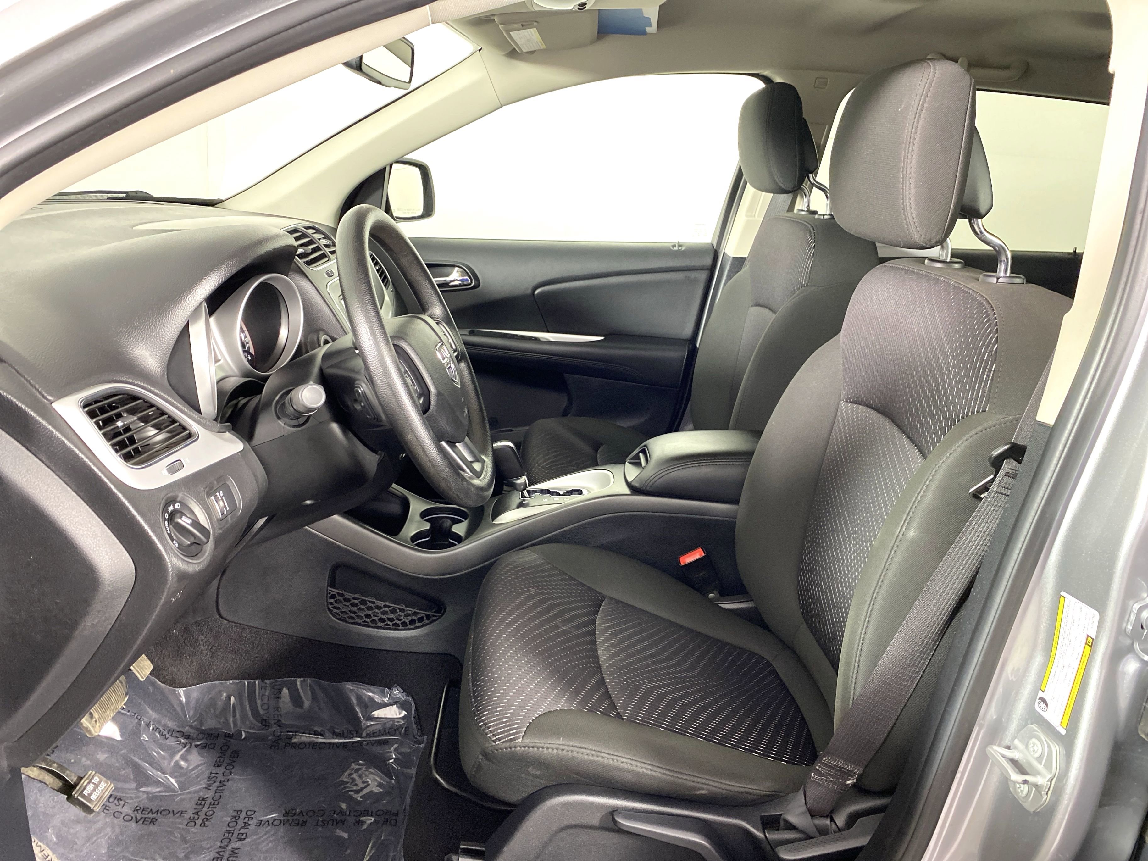Used 2020 Dodge Journey SE image 11
