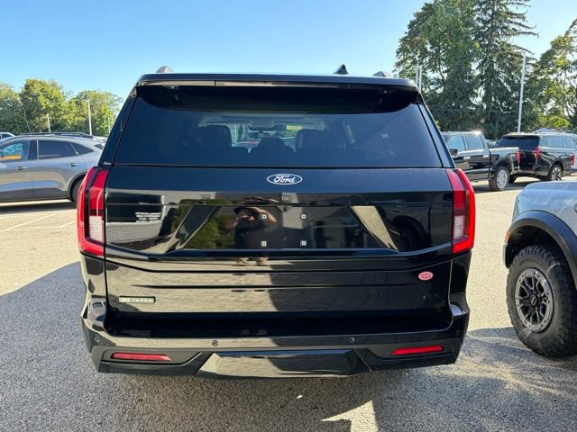 New 2027 Ford Expedition Max Platinum AWD/4WD image 4