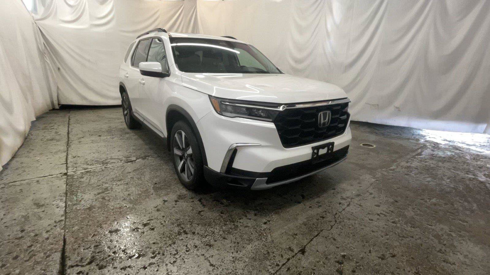Certified 2023 Honda Pilot Touring