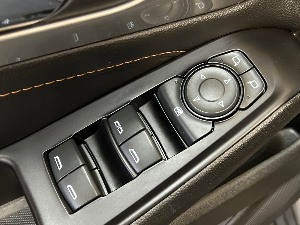 Used 2019 Chevrolet Traverse LT w/ LPO, Floor Liner Package image 35