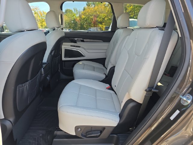 Used 2020 Kia Telluride SX FWD image 13
