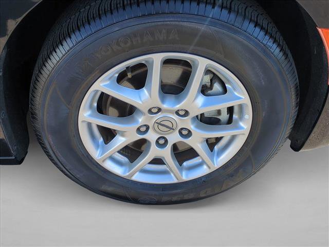 Used 2023 Chrysler Pacifica Touring-L FWD image 23