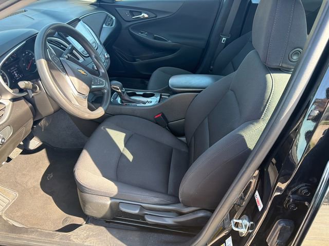 Used 2023 Chevrolet Malibu LS image 9