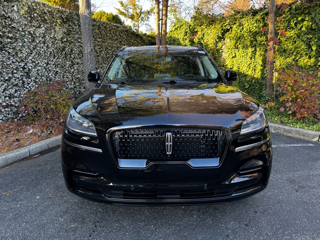 Used 2023 Lincoln Aviator Reserve w/ Jet Package video 2