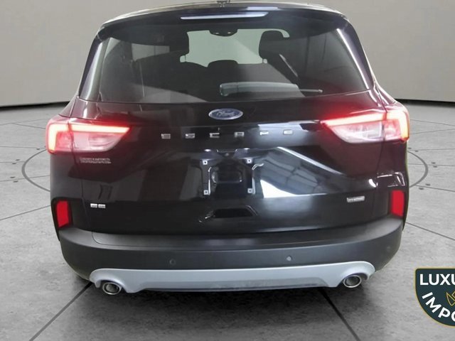Used 2021 Ford Escape SE image 6