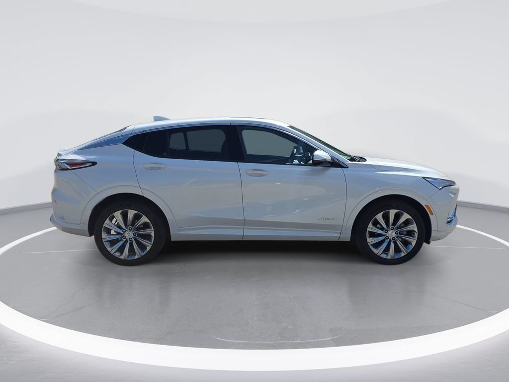 Certified 2024 Buick Envista Avenir FWD image 2