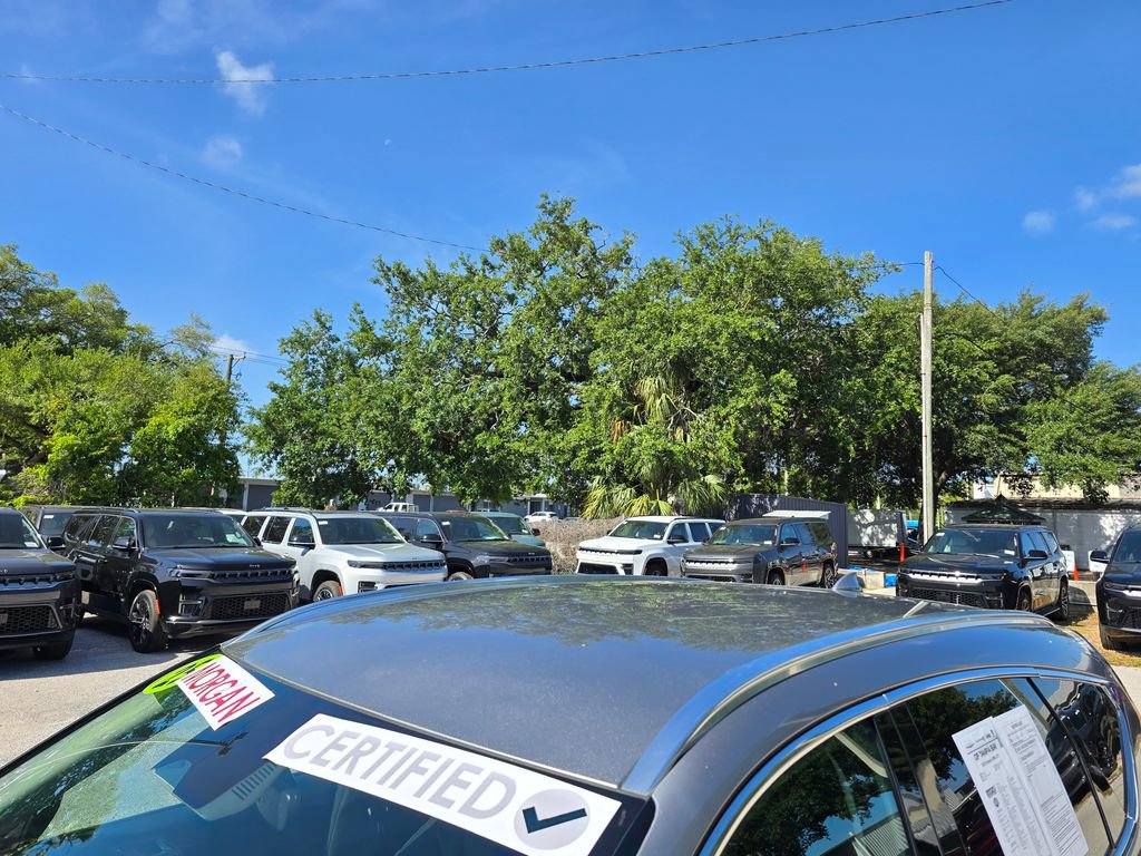 Used 2025 Genesis GV80 2.5T Standard image 11