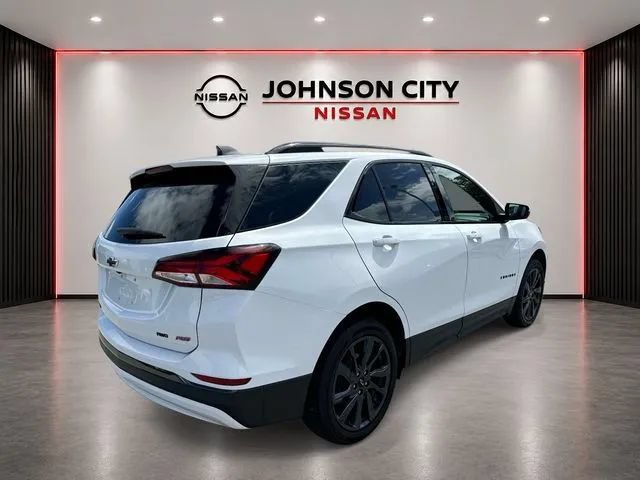 Used 2022 Chevrolet Equinox RS w/ Infotainment Package AWD/4WD image 5