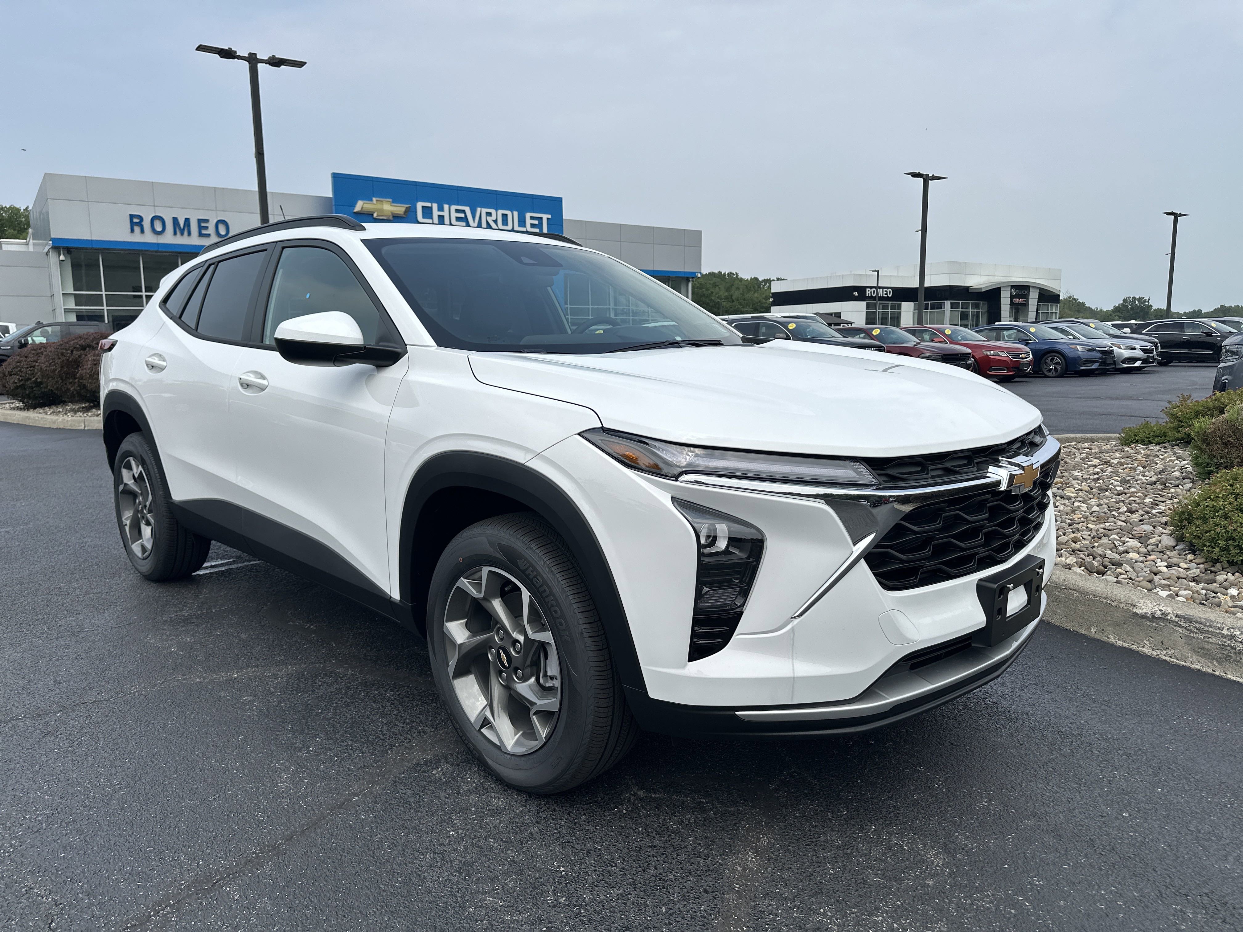 New 2025 Chevrolet Trax LT w/ Driver Confidence Package image 3