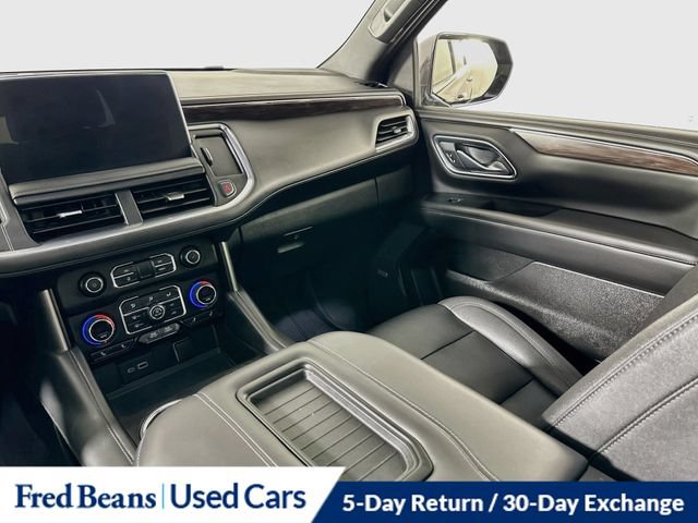 Used 2023 Chevrolet Suburban LT w/ LT Signature Plus Package AWD/4WD image 32