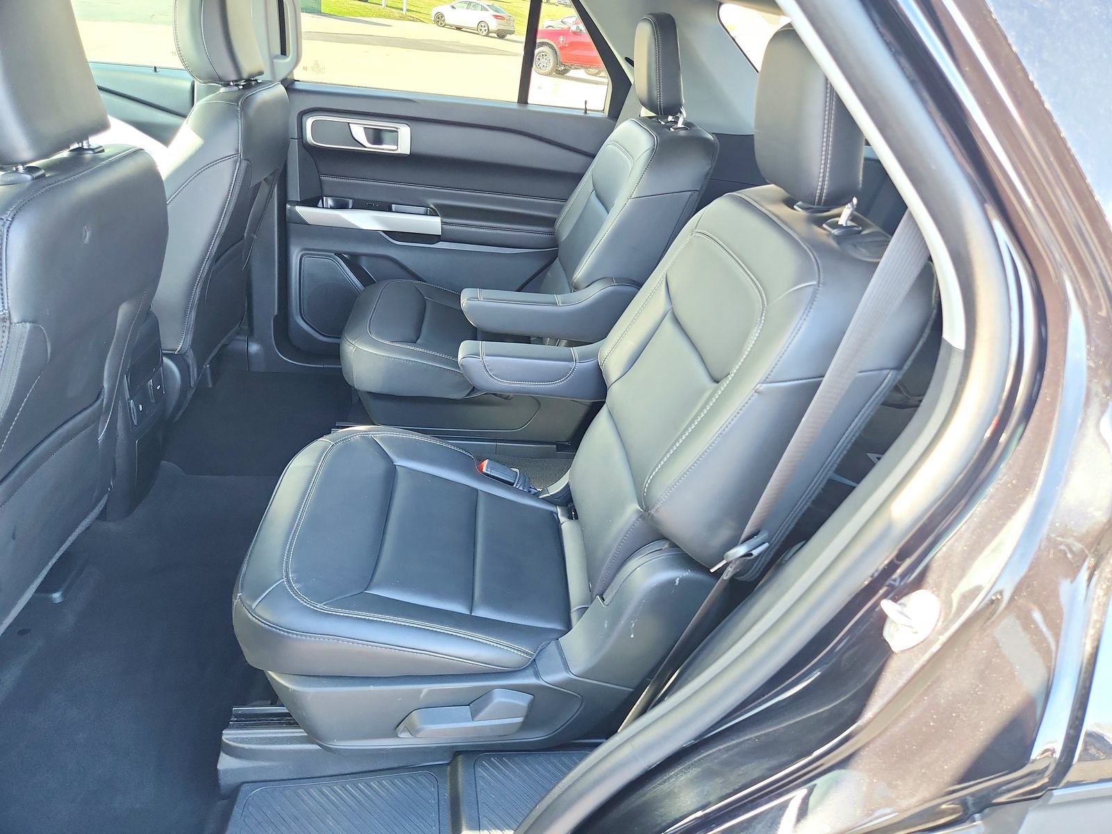 Used 2023 Ford Explorer XLT w/ Equipment Group 202A image 22