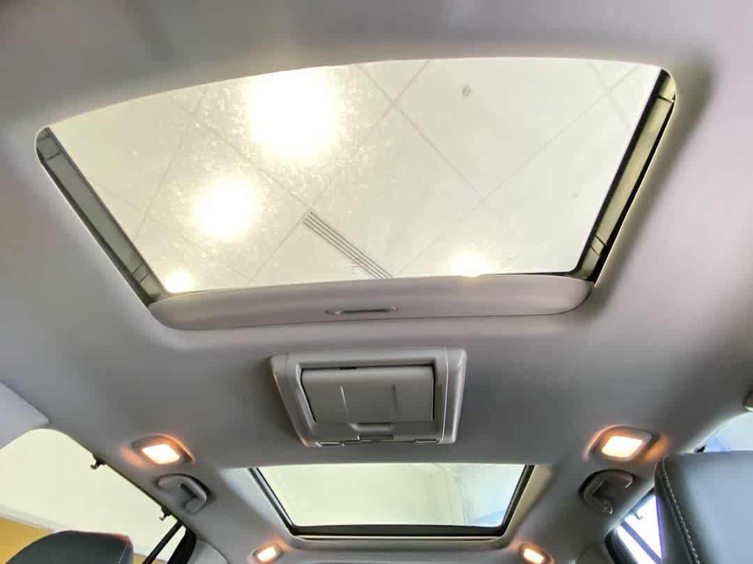 Used 2017 Honda Pilot Elite image 25