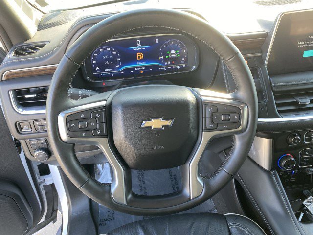 Used 2024 Chevrolet Suburban Premier image 11