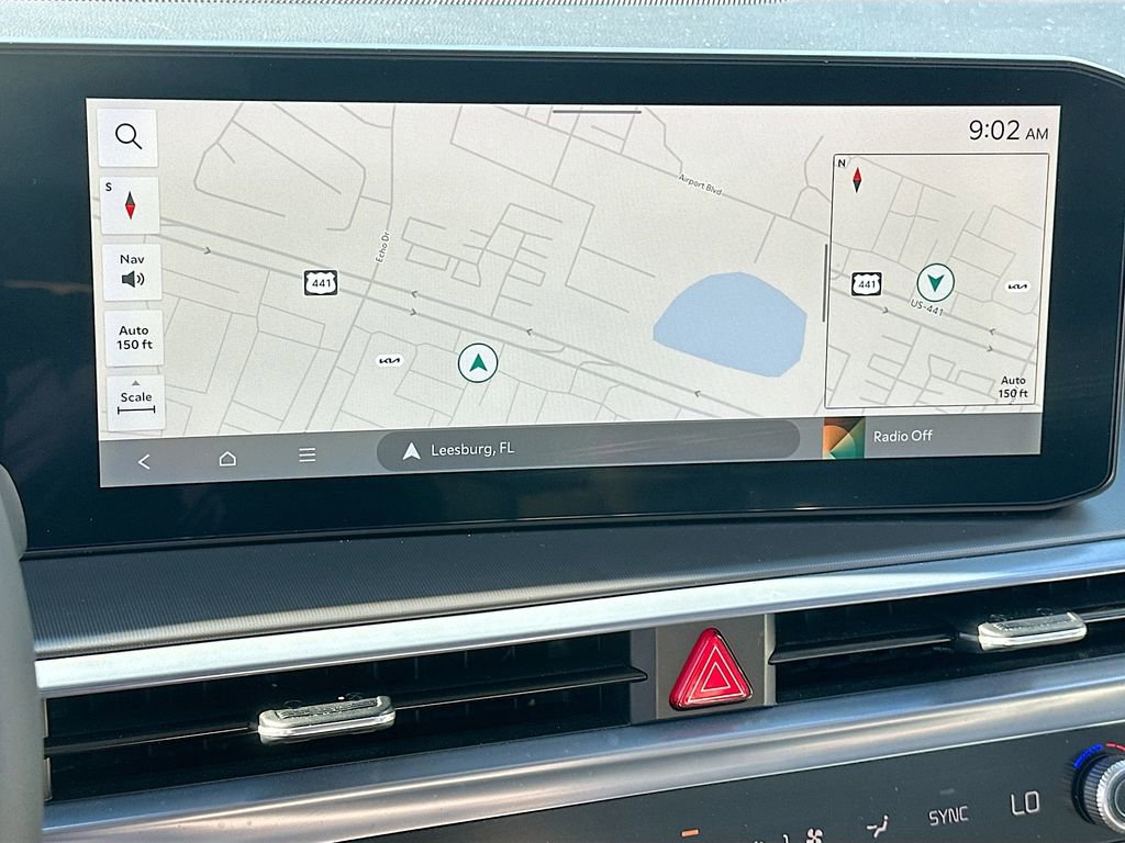 Certified 2024 Kia Sorento SX image 13