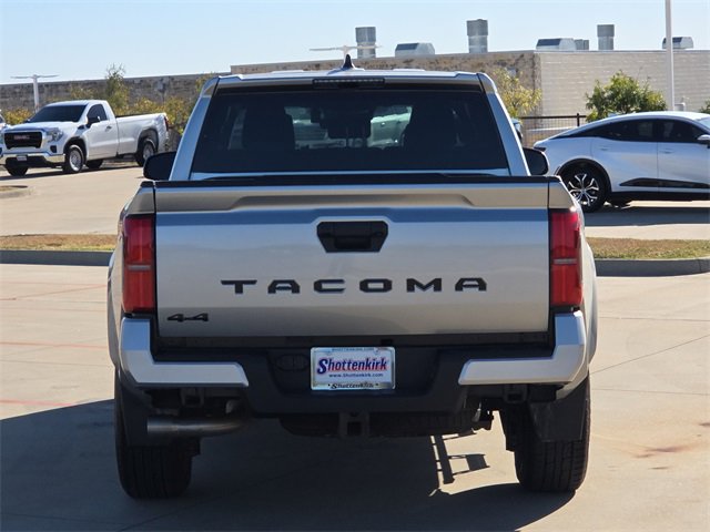 Used 2024 Toyota Tacoma TRD Sport image 7