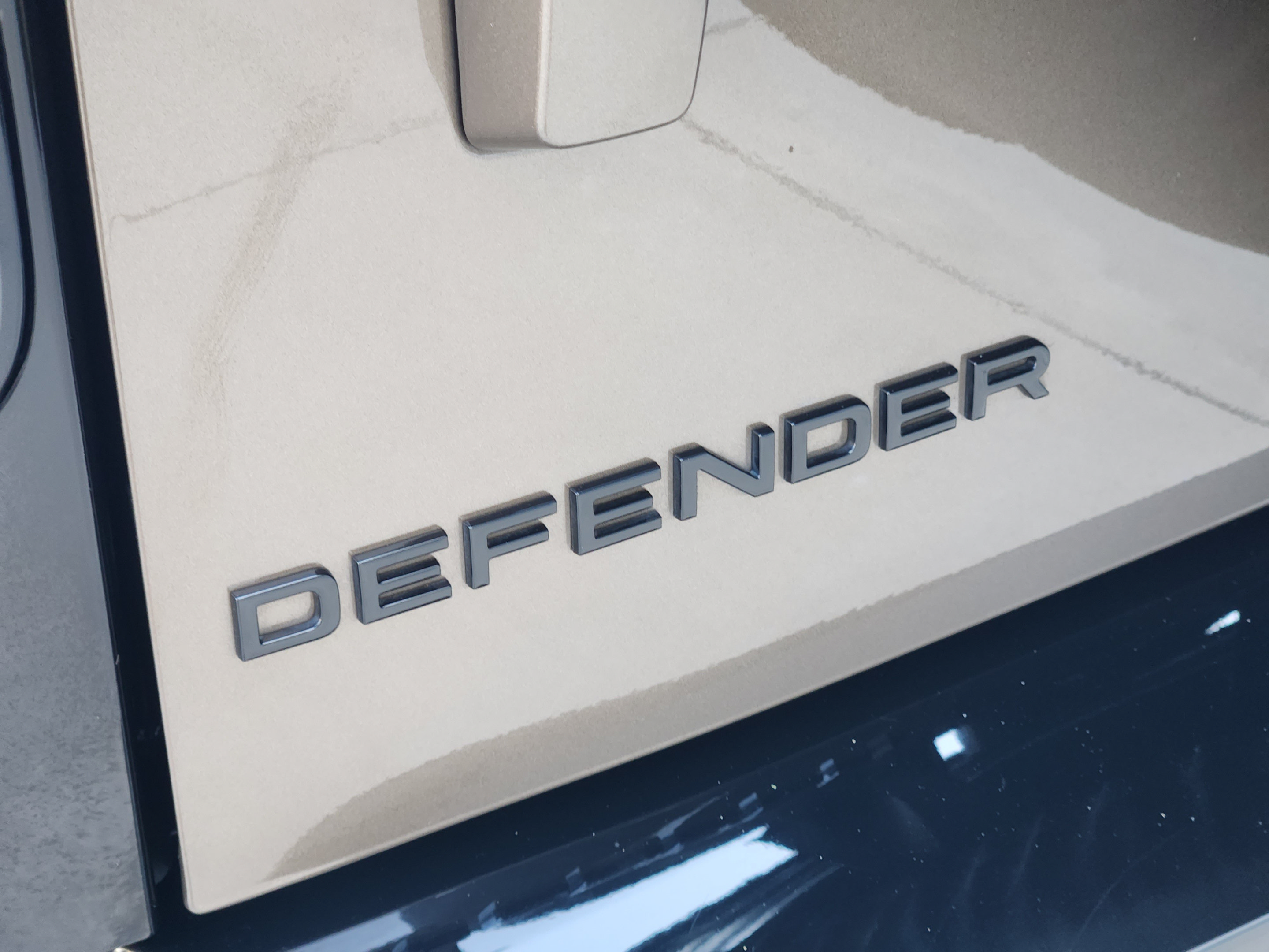 Used 2026 Land Rover Defender 110 X-Dynamic SE AWD/4WD image 33