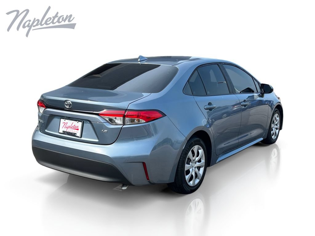 Used 2023 Toyota Corolla LE FWD image 5