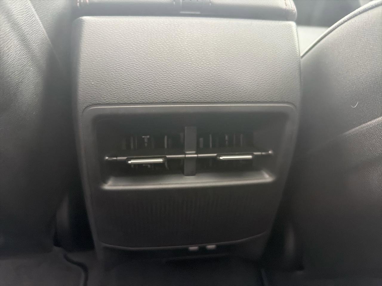 Used 2025 Jeep Wagoneer S Limited image 12