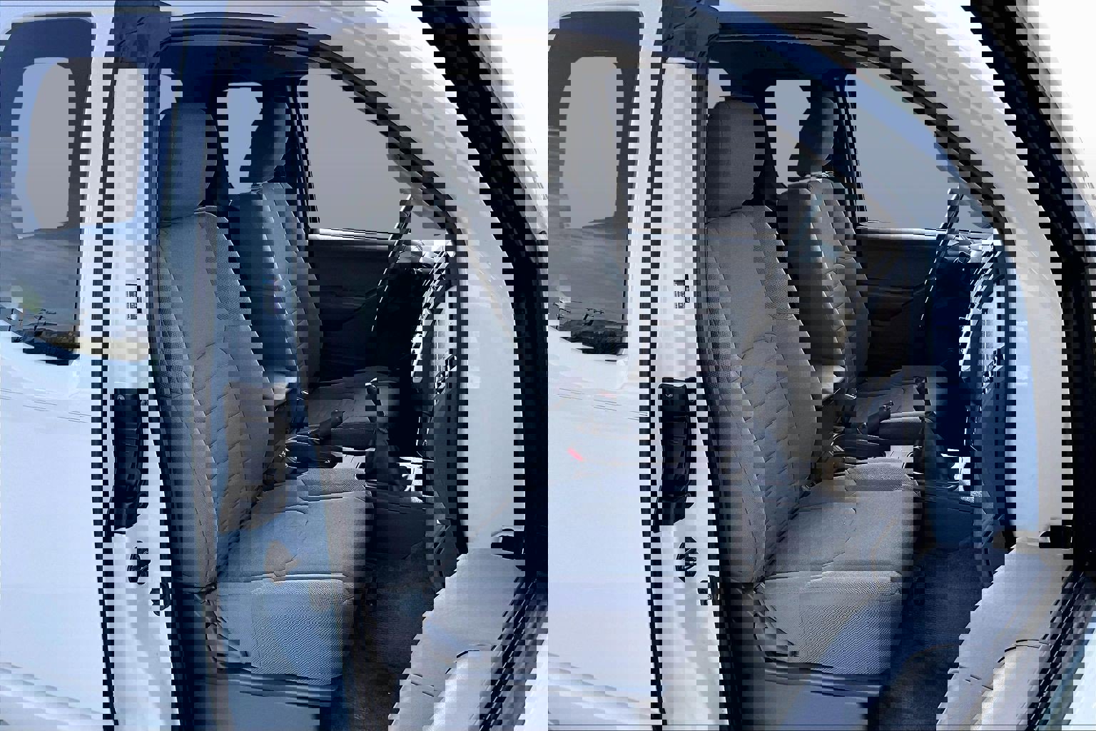 Used 2015 Nissan Frontier S w/ S Preferred Package image 7