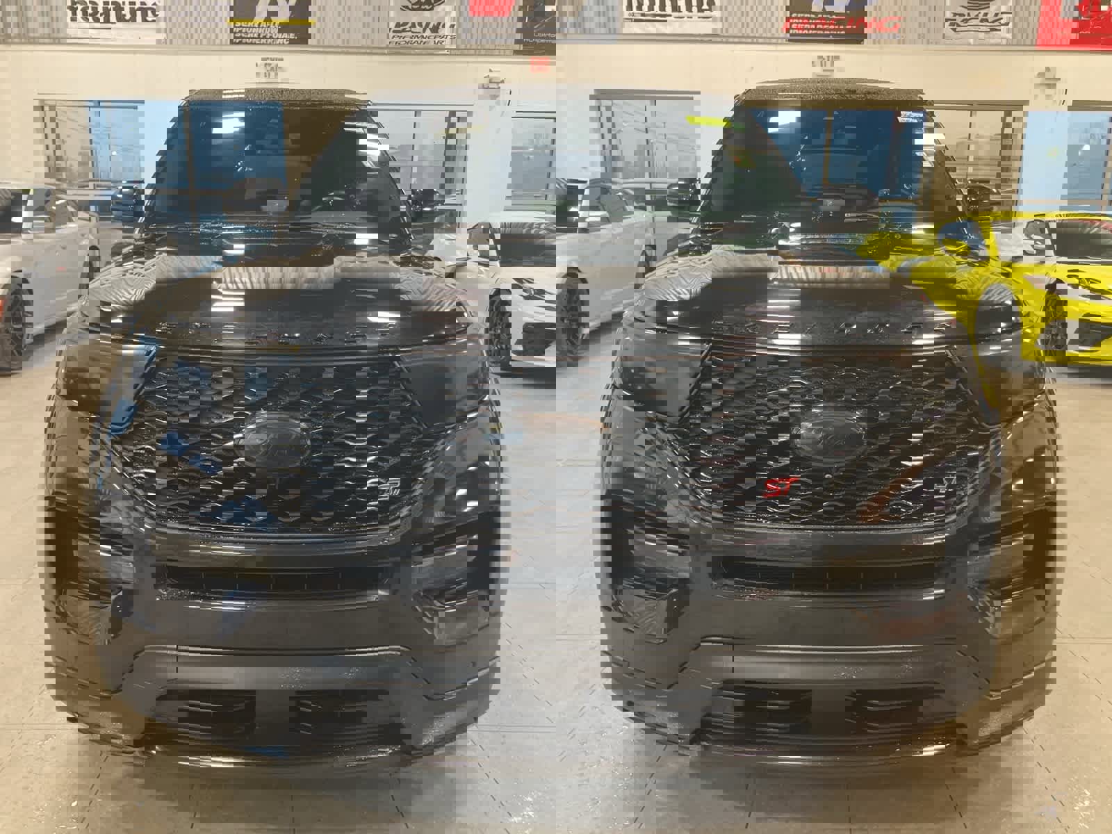 Used 2022 Ford Explorer ST w/ Equipment Group 401A image 2