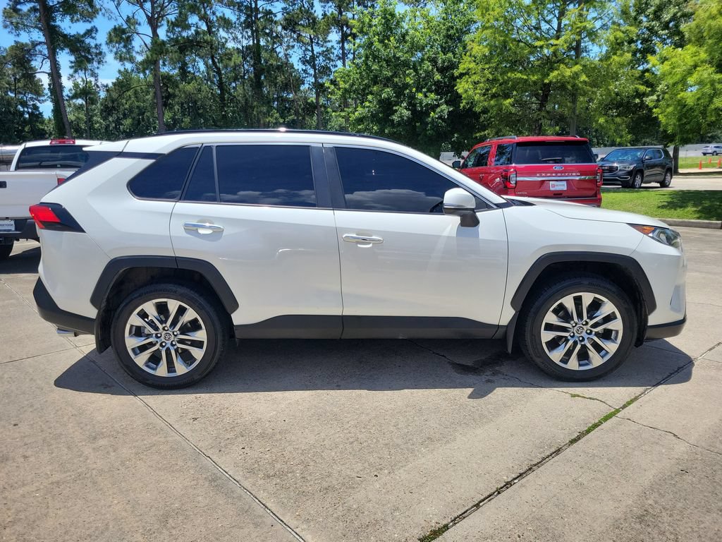 Certified 2019 Toyota RAV4 Limited w/ Advanced Technology Package FWD image 7