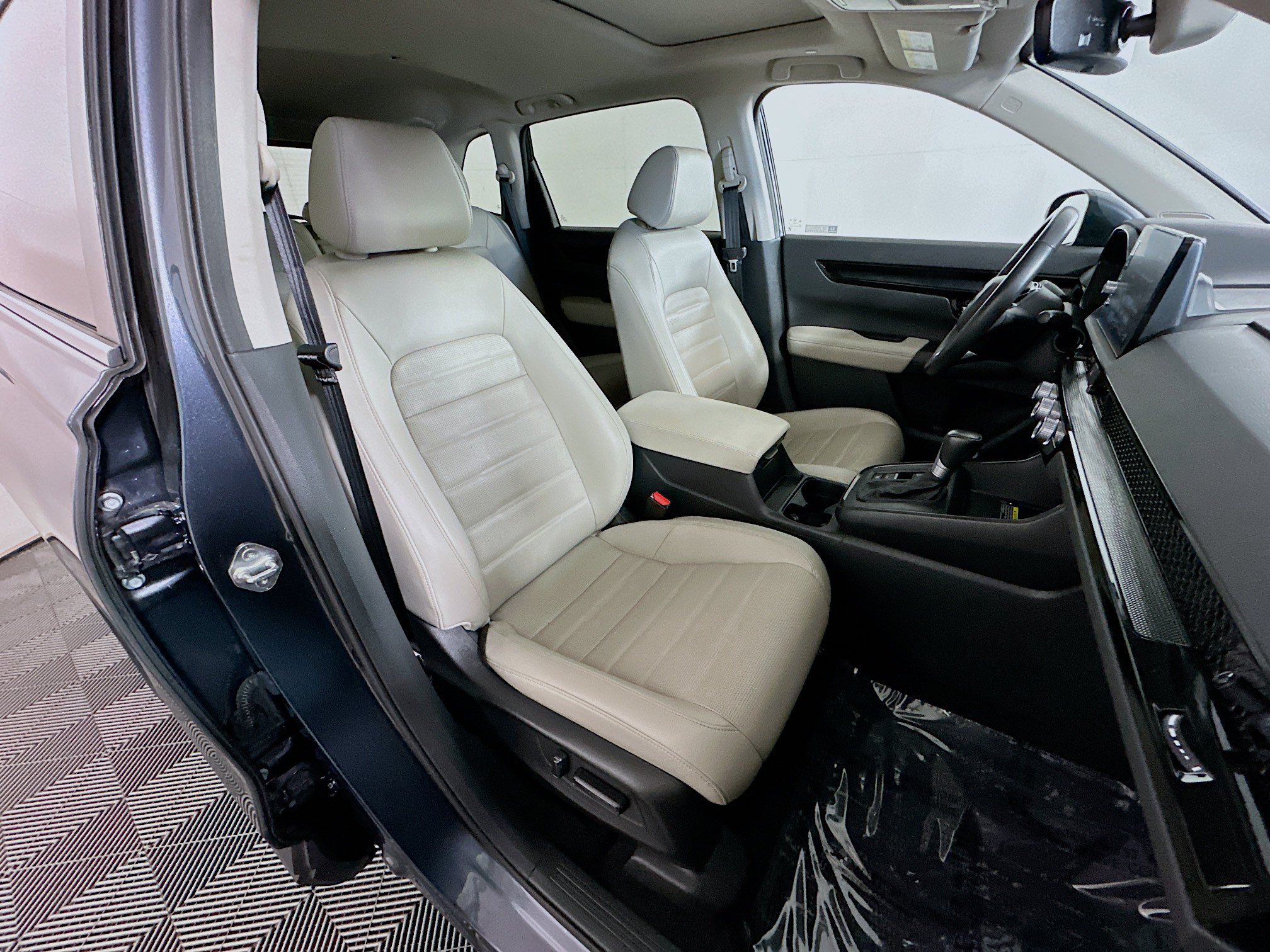 Used 2024 Honda CR-V EX-L image 28