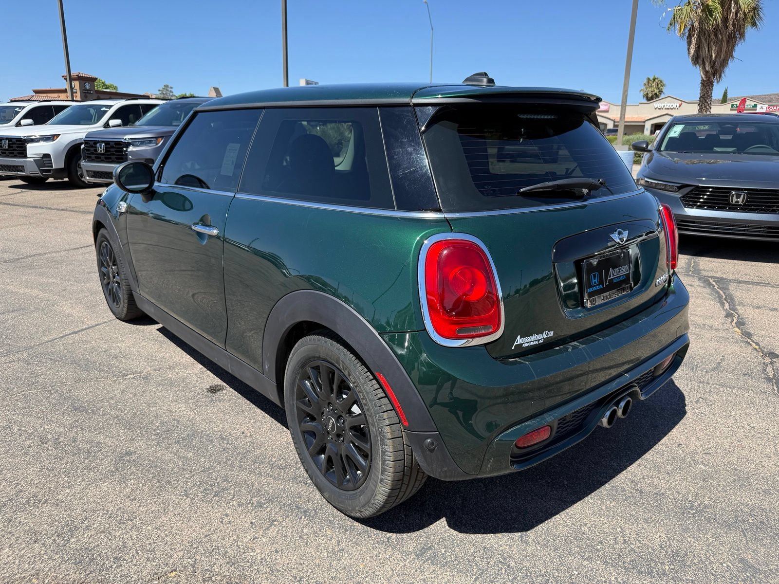 Used 2017 MINI Cooper S FWD image 9