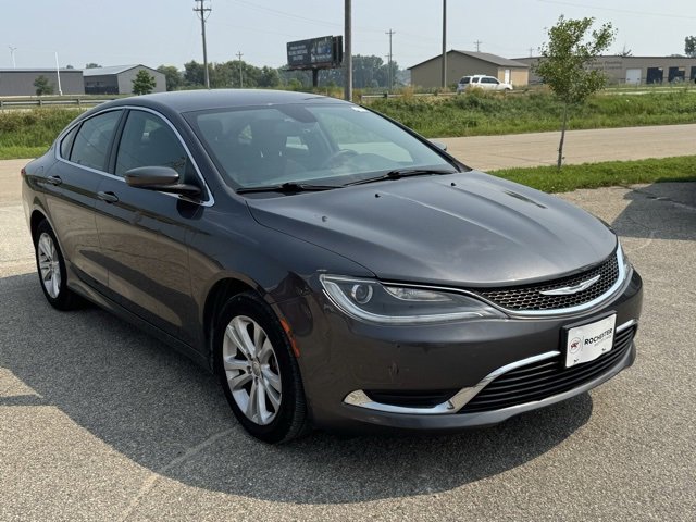 Used 2015 Chrysler 200 Limited image 30